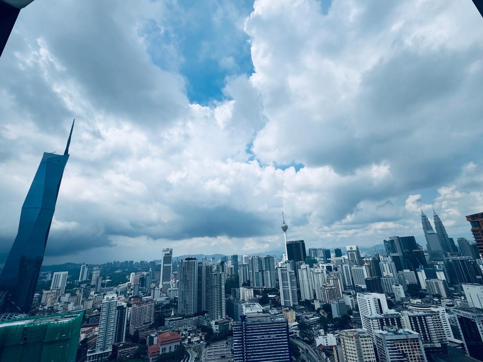 Lucentia Suites At Kuala Lumpur Exterior photo