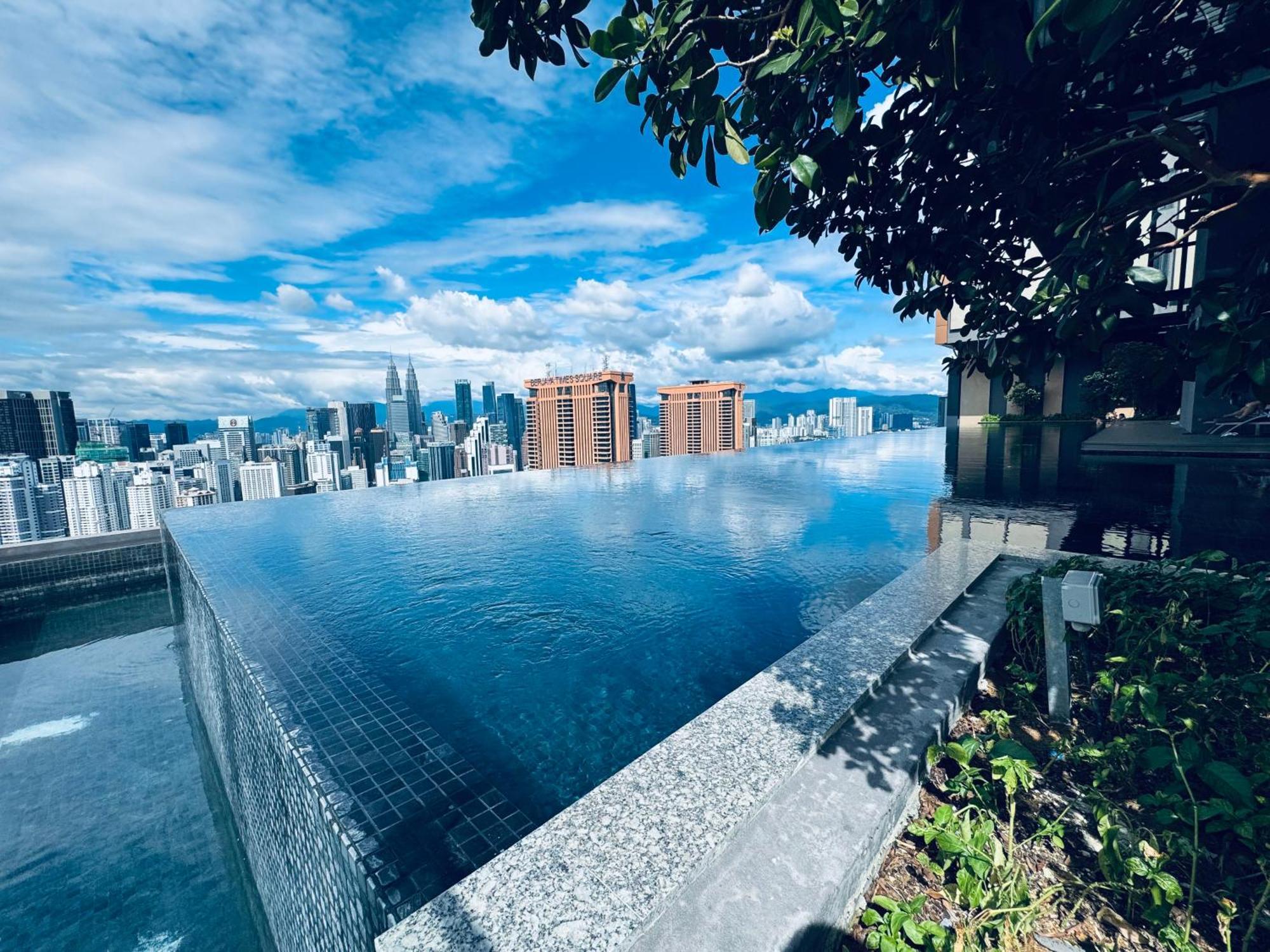 Lucentia Suites At Kuala Lumpur Exterior photo